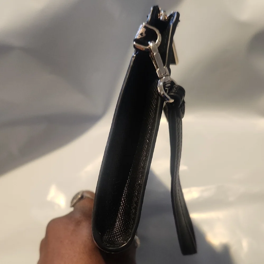 Kate Spade Black & Pink Floral Large Wristlet EUC - Picture 9 of 10